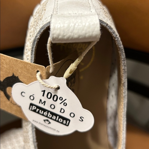 The Happy Monk women’s slip on - Picture 6 of 7